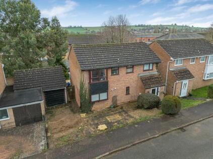 Lancers Way, Weedon, NN7
