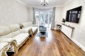 8, Fairmead Gardens, Ilford IG4 5BP