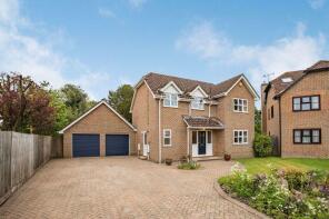 5, St Edwards Meadow, Salisbury SP4 6JD