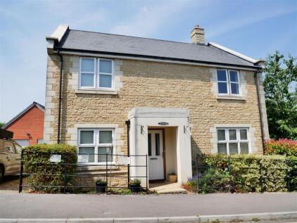 Station Road, Calne