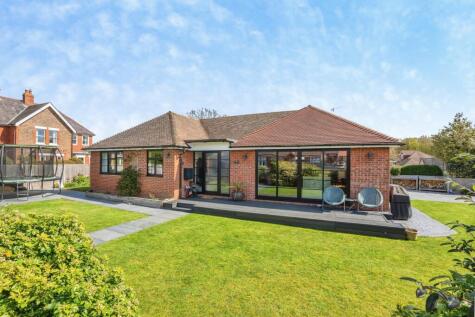 Westbourne Close, Emsworth, Hampshire, PO10