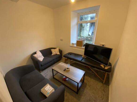 15C Living Room.JPG