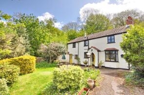Belle Vue, Bulls Hill From B4234 To Forest Green, Ross-on-wye HR9 5SD