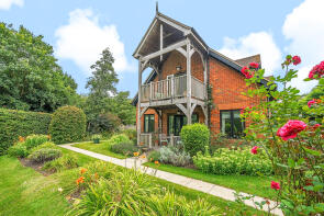 1, Remenham Row, Wargrave Road, Henley-on-thames RG9 2LQ
