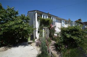 1, St James, Normans Bay Road, Pevensey BN24 6PT