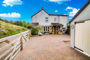 Brookfields, Freemans Lane, Kettering NN14 4EF