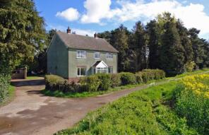 Stakebridge Farmhouse, Skeyton Road, Norwich NR10 5DQ