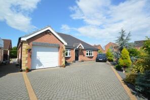 Sandholm, Thorne Road, Doncaster DN8 5TB