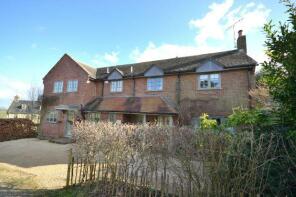 Coombe House, Green Lane, Salisbury SP5 5AQ