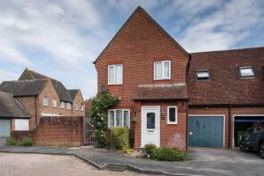 15, Tanners Meadow, Betchworth RH3 7NJ
