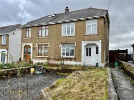 80, Penygroes Road, Blaenau, Ammanford SA18 3BZ