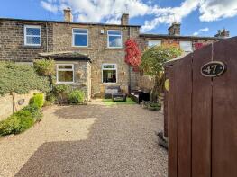 47, Far Bank, Shelley, Huddersfield HD8 8HS