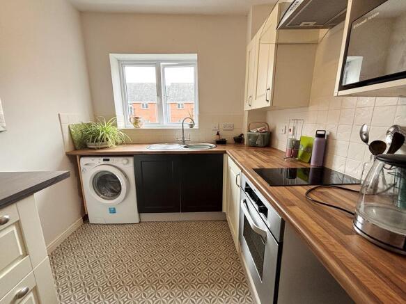 Kitchen.JPG