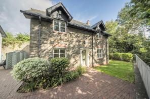 2, Haver Court, Gipsy Castle Lane, Hay-on-wye, Hereford HR3 5DW