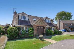 36, Walwyn Close, Chichester PO20 7SR