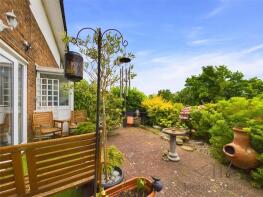 7, Parker Drive, Farndon, Chester CH3 6NU