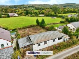 Heather Bank, Tafarn Y Gelyn To Cilcain Road, Llanferres, Mold CH7 5SF