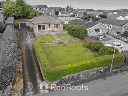 Roisel, Far Lane, Hepworth, Holmfirth HD9 1TL