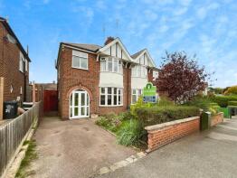 19, Petworth Drive, Leicester LE3 9RF