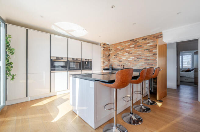 Kitchen/Lounge