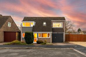 6, Brookside, Malmesbury SN16 9EJ