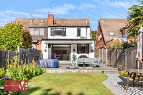 The Cherries, St Leonards Road, Nazeing, Waltham Abbey EN9 2HJ