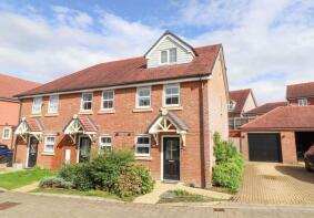 7, Tudgey Gardens, Crookham Village, Fleet GU51 5BZ