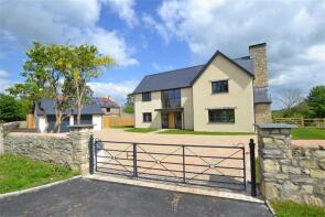 Hallwell House, Stoke Hill, Stoke St Mary, Taunton TA3 5BT