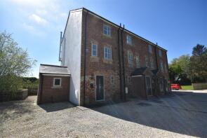1, Spring Cottages, Bridge Lane, Goole DN14 8EQ