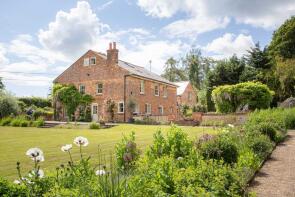 Milton House, Oxenwood SN8 3NQ