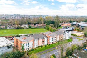 Flat 35, Benedict Court, Western Avenue, Newbury RG14 1AR