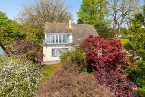 The Tree House, Chantry Hill, Slapton TQ7 2QY