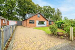 16, Oaklands Close, Norwich NR13 3PP