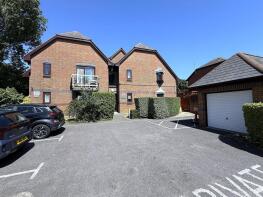 6, 9 Grace Darling House, Vallis Close, Poole BH15 1XY