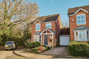 15, Shaftesbury Road, Maidenbower, Crawley RH10 7HD