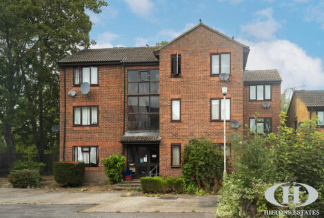 Barnes Avenue, Southall