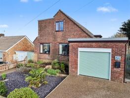 8a, Jessopp Avenue, Bridport DT6 4AN