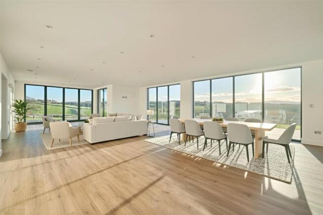 Living/Dining Room