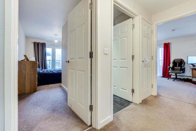 8 Charles Court, Railway View, Kettering-7.jpg