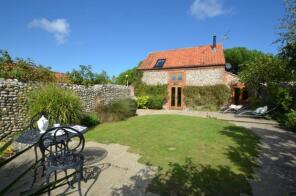 4 The Well Barn, The Green, Holt Road, Holt NR25 7BX