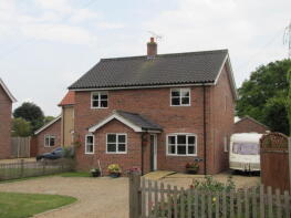 49b, High Road, Harleston IP20 9LB