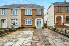 84, Penygroes Road, Blaenau, Ammanford SA18 3BZ