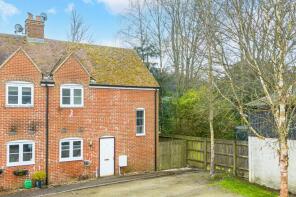 8, Manor Gardens, Marlborough SN8 3FG