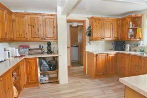 Needles Cottage, Back Street, Gillingham SP8 5JZ