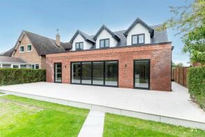 Holly Lodge, Belle Vue Lane, Guilden Sutton, Chester CH3 7EJ