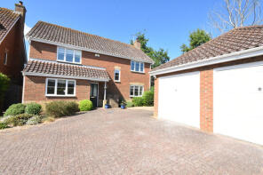 14, Bloomfield Way, Stowmarket IP14 6SJ