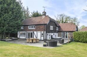 Warren House, Staplefield Road, Haywards Heath RH17 5JE