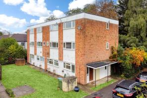 5, Devoke Way, Walton-on-thames KT12 3ES