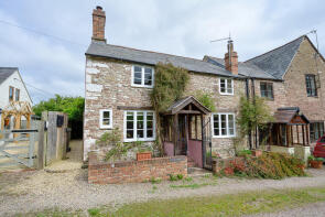 Priest Chambers, Church View, Ross-on-wye HR9 7RX