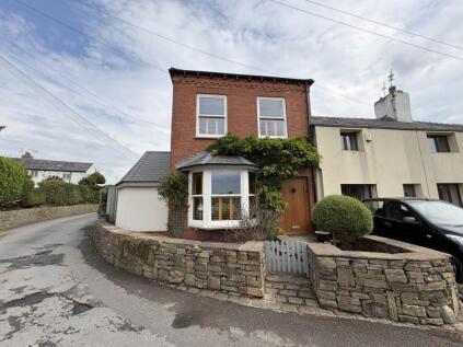 5 Hill Top, Chadderton, OL1 2SB